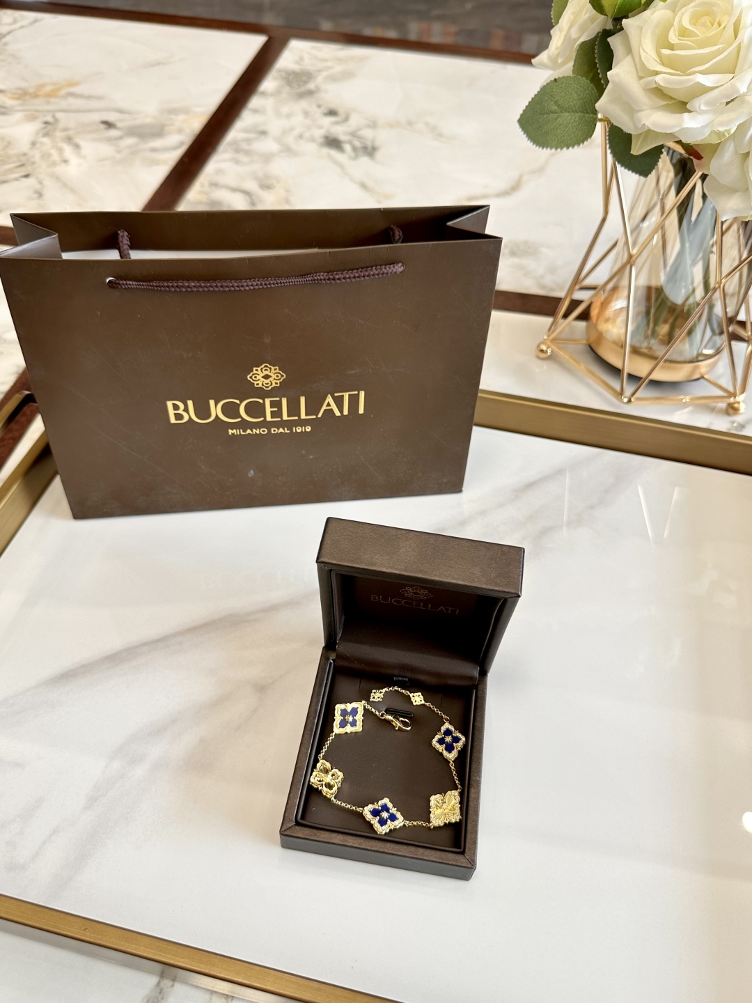 BUCCELLATI jewelry model 04